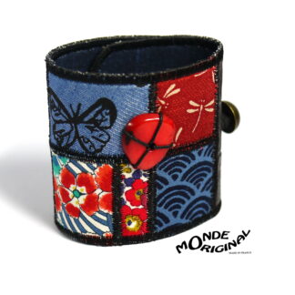 Bracelet manchette en tissu liberty et japonais brodé tons rouge-bleu