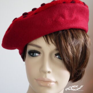 Béret en laine rouge