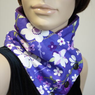 Snood boutonné violet en tissu japonais fleuri