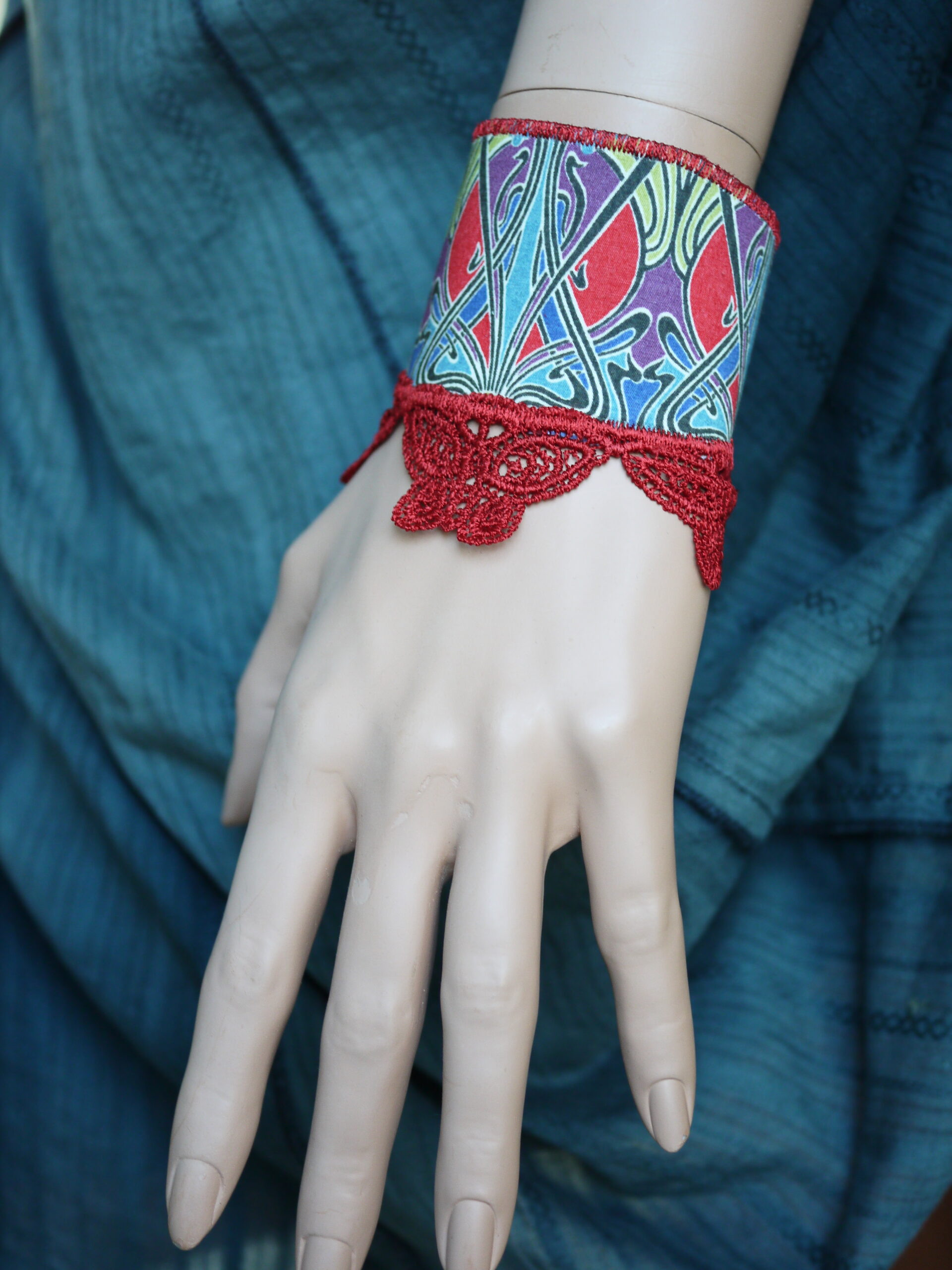 Bracelet manchette en cuir et liberty lanthe – Image 2